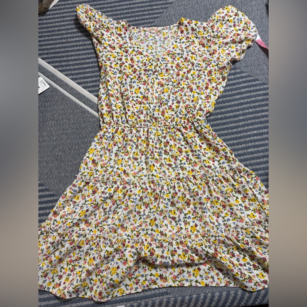 Hint of Blush Girls Floral Dress Size Large